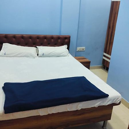 Kamal Lodge Колката Екстер'єр фото