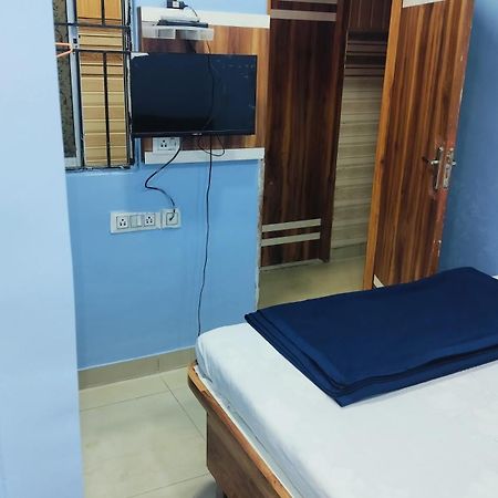 Kamal Lodge Колката Екстер'єр фото