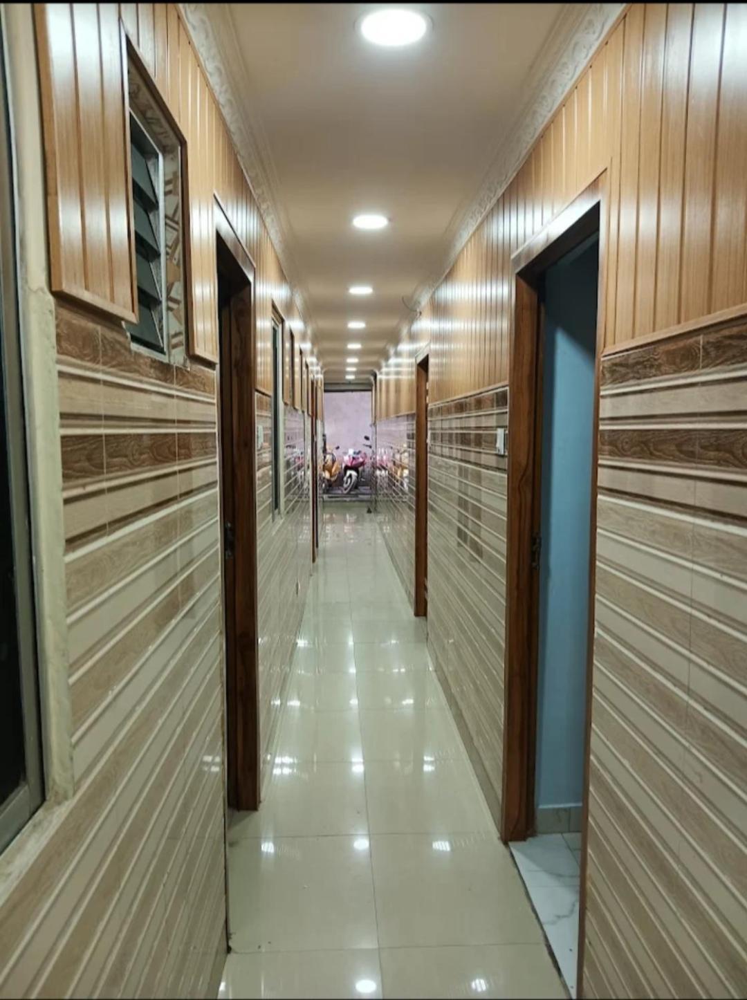Kamal Lodge Колката Екстер'єр фото